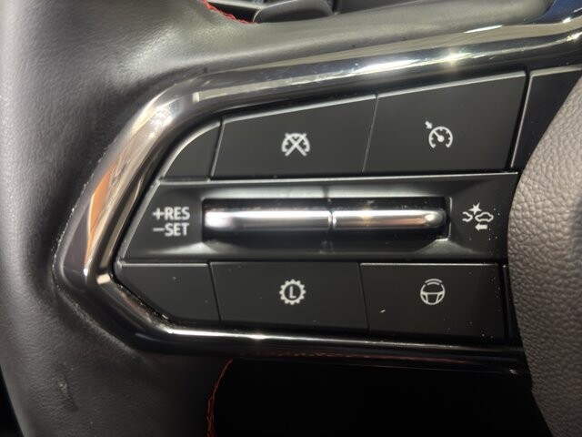 2025 Chevrolet Traverse in Burlington, WI 53105 - 18111951 24