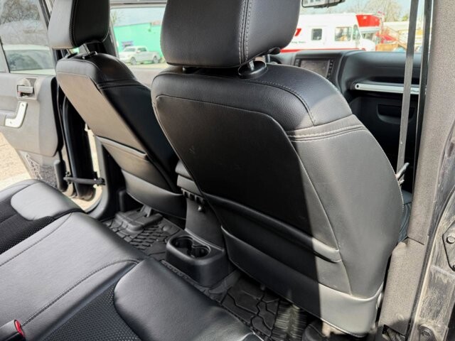 2015 Jeep Wrangler in Baltimore, MD 21225 - 18111953 20