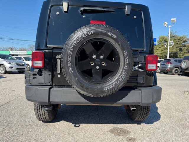 2015 Jeep Wrangler in Baltimore, MD 21225 - 18111953 4