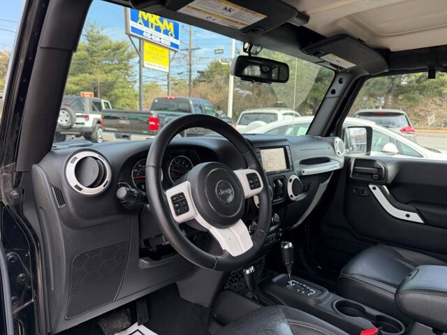 2015 Jeep Wrangler in Baltimore, MD 21225 - 18111953 31