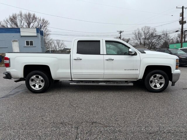 2015 Chevrolet Silverado 1500 in Baltimore, MD 21225 - 18111954 3