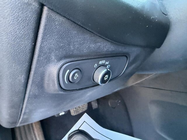 2020 Chevrolet Equinox in Baltimore, MD 21225 - 18111955 27