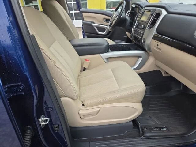 2017 Nissan Titan in Greenville, SC 29607 - 18111956 21