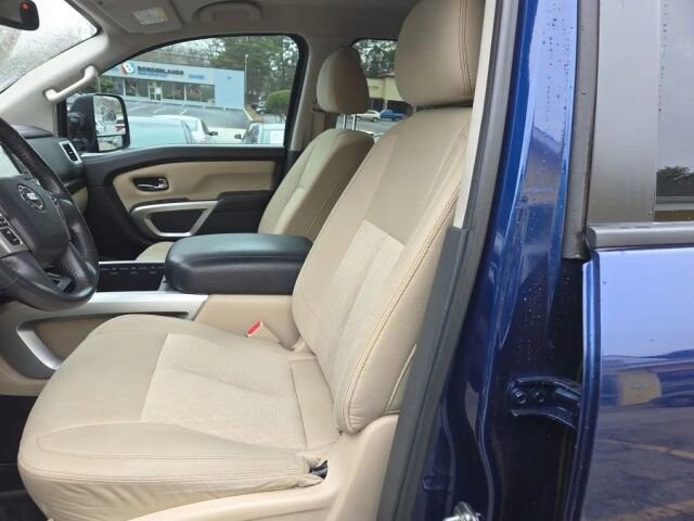 2017 Nissan Titan in Greenville, SC 29607 - 18111956 32