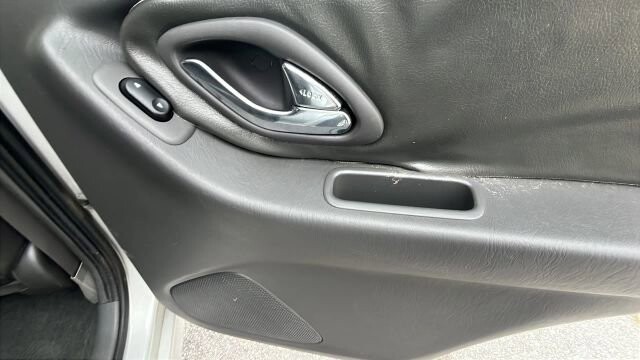 2005 Mazda Tribute in Greenville, SC 29607 - 18111957 20