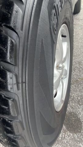 2005 Mazda Tribute in Greenville, SC 29607 - 18111957 12