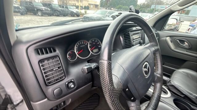 2005 Mazda Tribute in Greenville, SC 29607 - 18111957 33