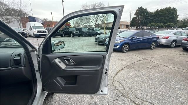 2005 Mazda Tribute in Greenville, SC 29607 - 18111957 15