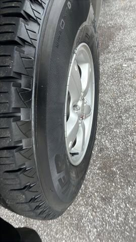 2005 Mazda Tribute in Greenville, SC 29607 - 18111957 14