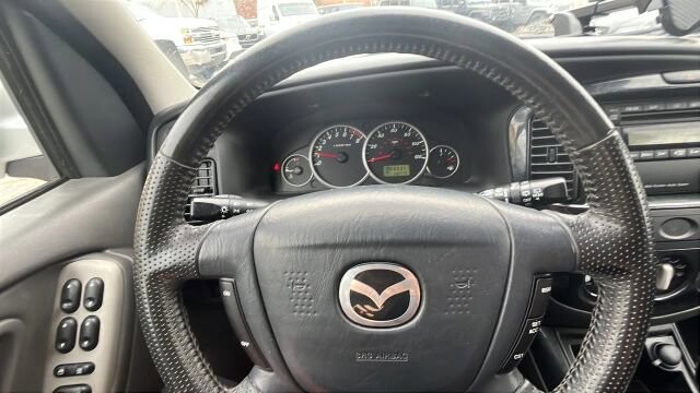 2005 Mazda Tribute in Greenville, SC 29607 - 18111957 34