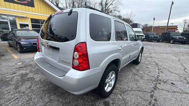 2005 Mazda Tribute in Greenville, SC 29607 - 18111957 3