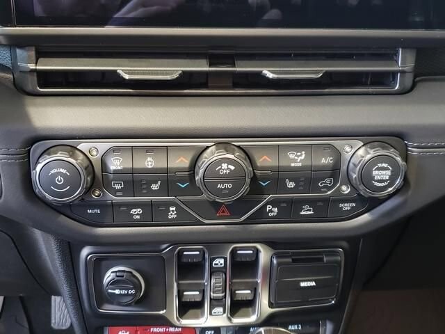 2026 Jeep Wrangler in Bedford, OH 44146 - 18111962 10