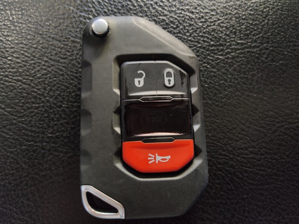 2020 Jeep Wrangler in Houston, TX 77034 - 18111972 32