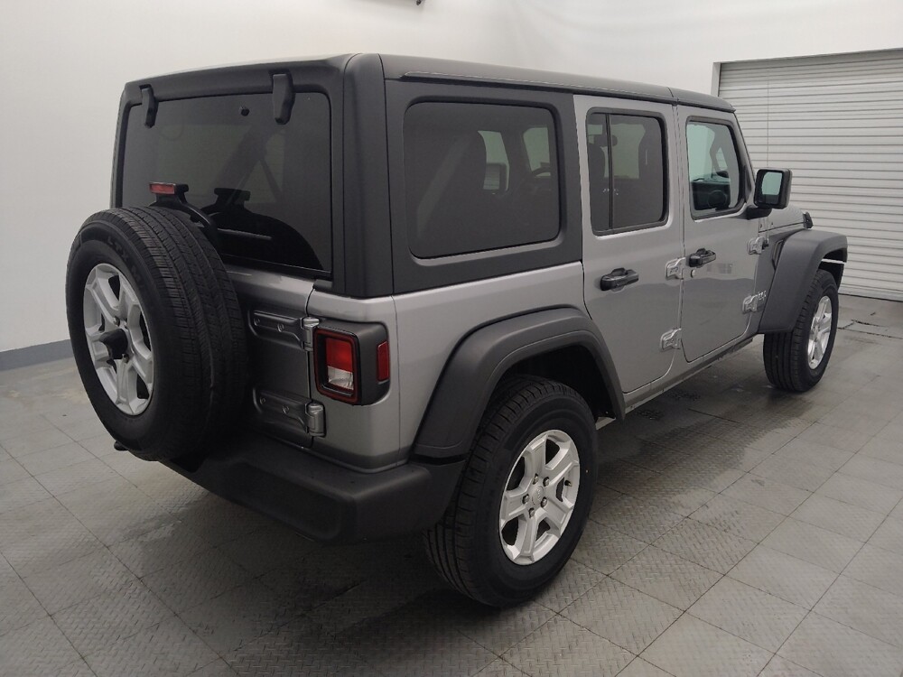 2020 Jeep Wrangler in Houston, TX 77034 - 18111972 9