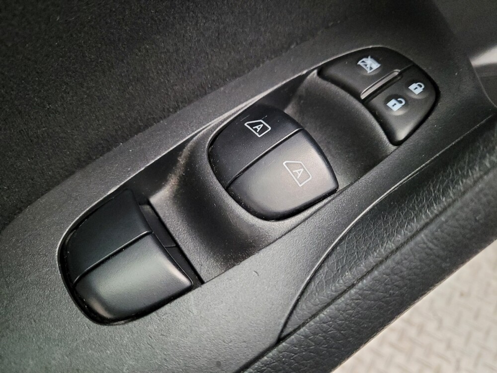 2014 Nissan Altima in Riverside, CA 92504 - 18111977 27