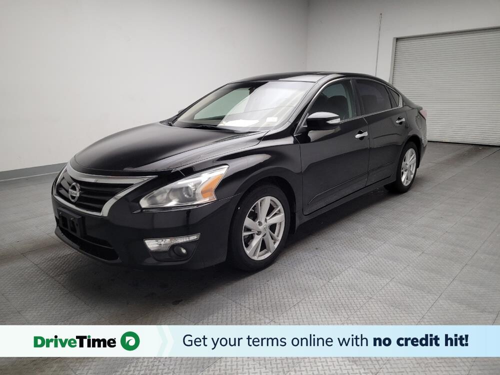 2014 Nissan Altima in Riverside, CA 92504 - 18111977