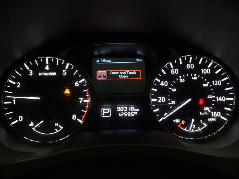 2014 Nissan Altima in Riverside, CA 92504 - 18111977 23