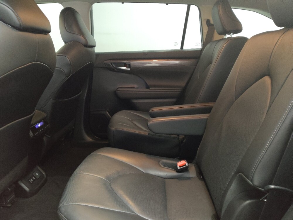 2020 Toyota Highlander in Round Rock, TX 78664 - 18111992 18
