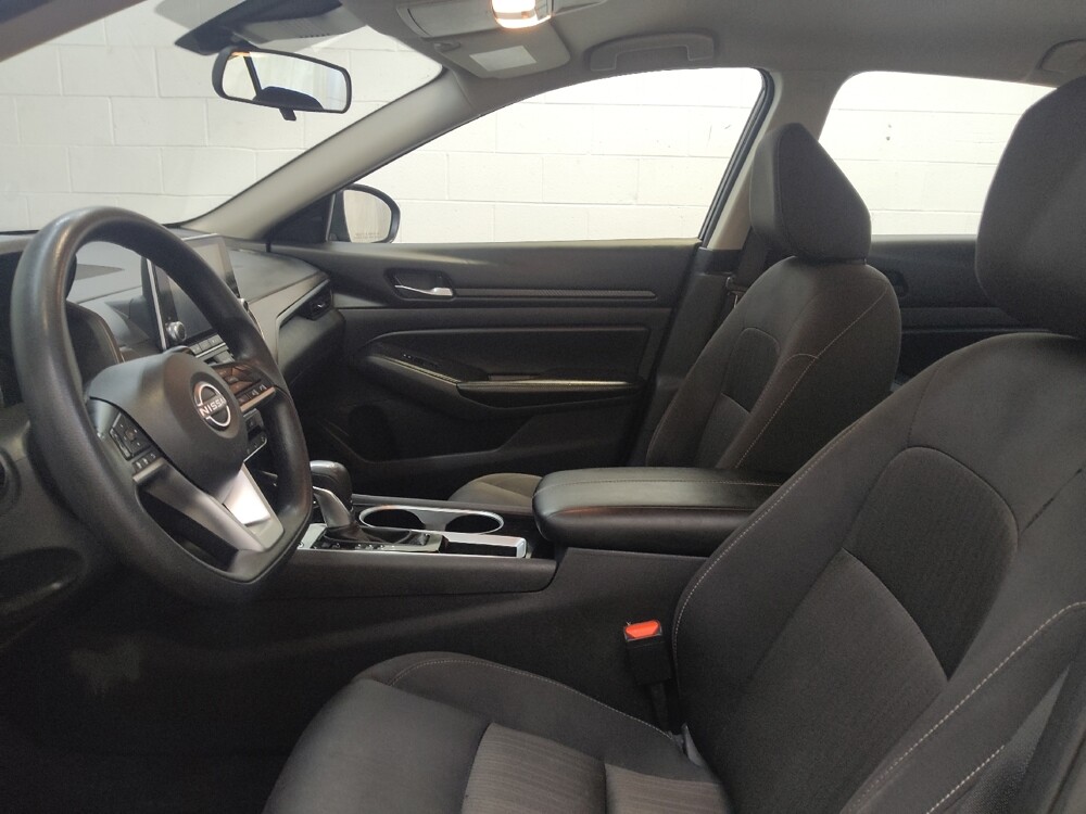 2024 Nissan Altima in Cincinnati, OH 45255 - 18111997 17