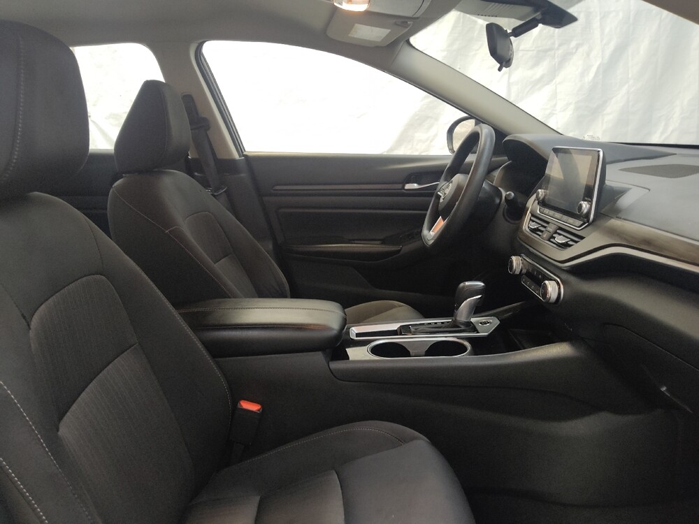 2024 Nissan Altima in Cincinnati, OH 45255 - 18111997 21