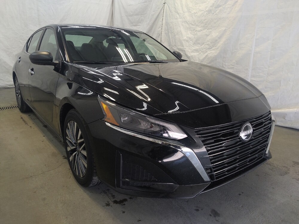 2024 Nissan Altima in Cincinnati, OH 45255 - 18111997 13