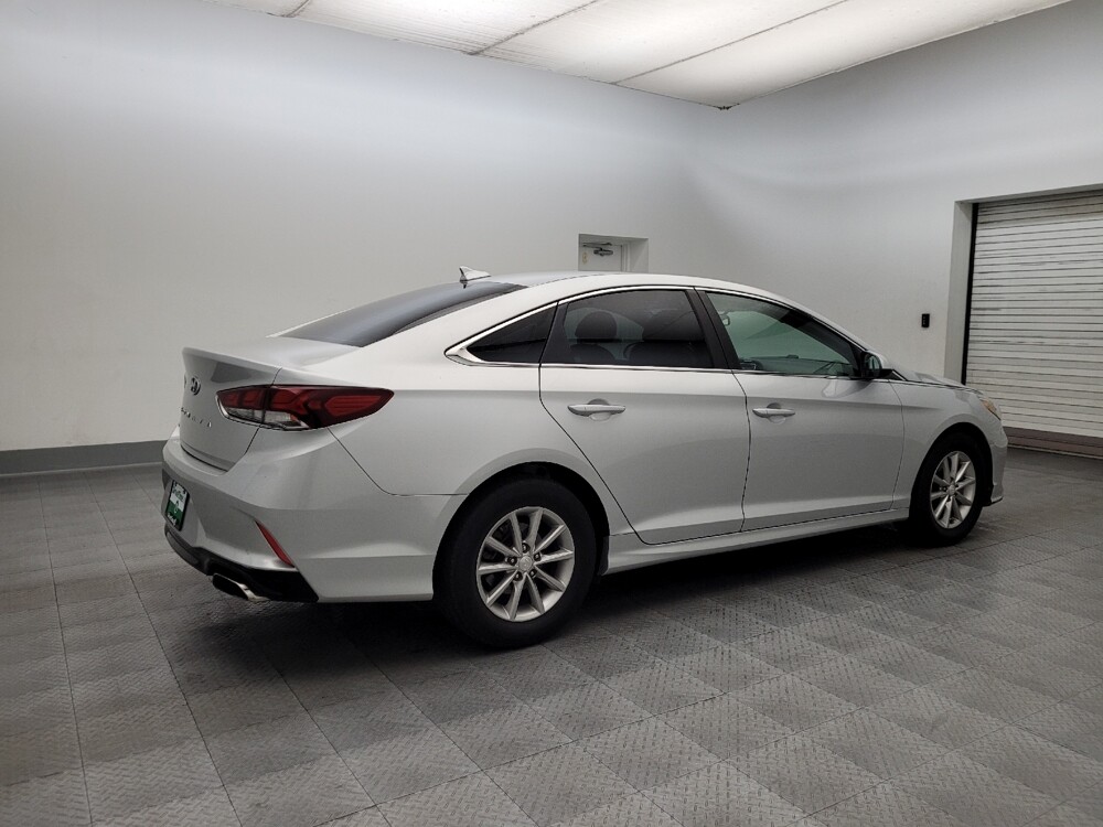 2018 Hyundai Sonata in Albuquerque, NM 87113 - 18111998 10