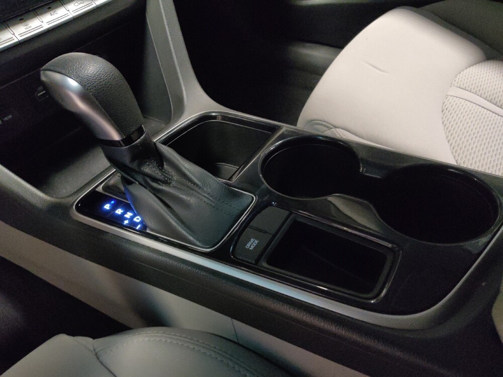 2018 Hyundai Sonata in Albuquerque, NM 87113 - 18111998 26