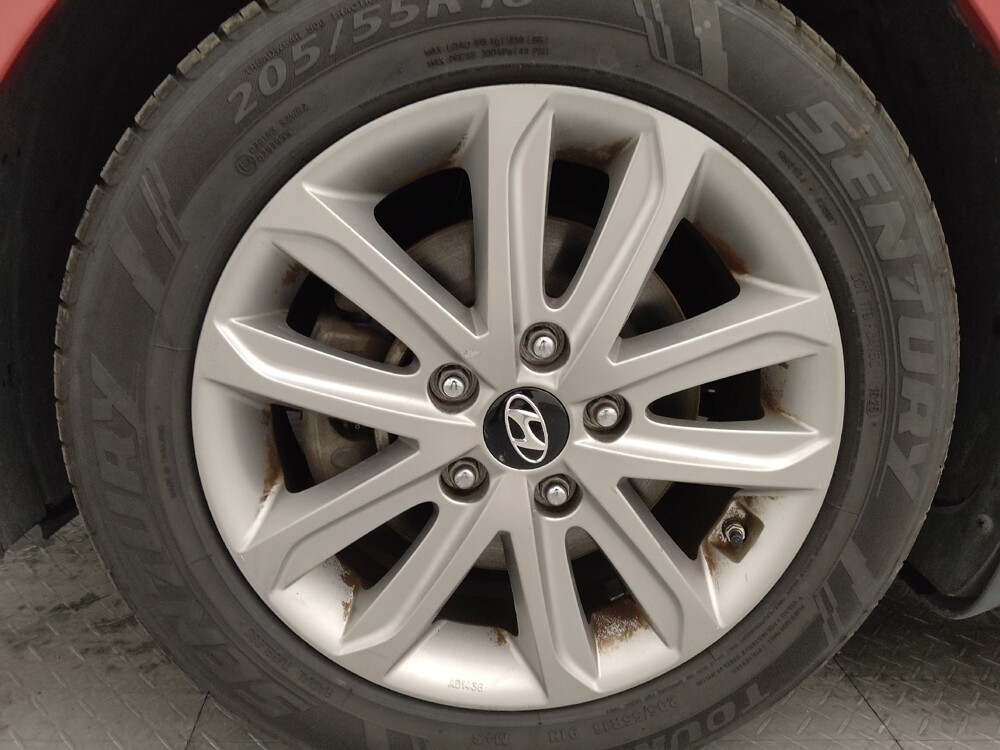 2015 Hyundai Elantra in Tallahassee, FL 32304 - 18112002 31