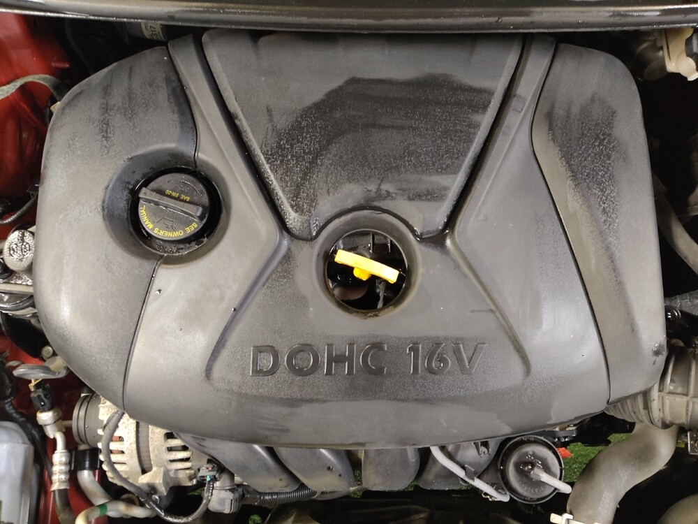 2015 Hyundai Elantra in Tallahassee, FL 32304 - 18112002 30