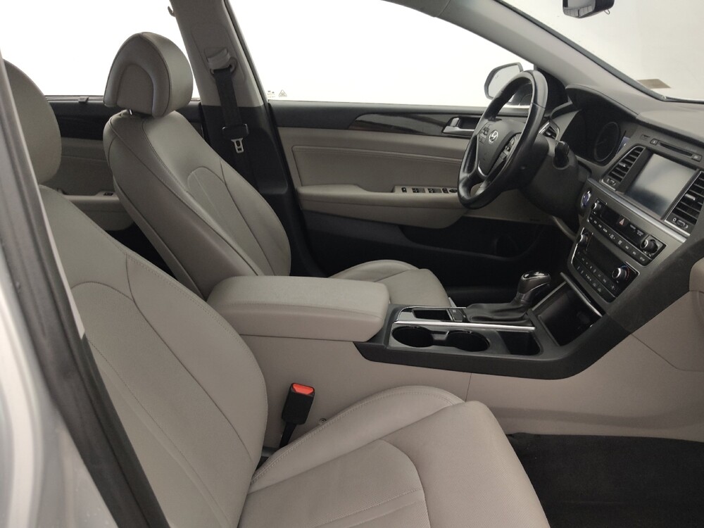 2017 Hyundai Sonata in Tallahassee, FL 32304 - 18112006 21