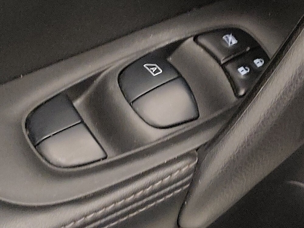 2020 Nissan Rogue Sport in Fort Myers, FL 33907 - 18112014 27