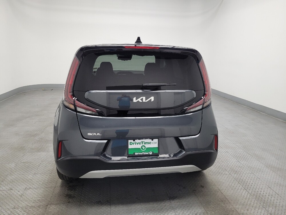 2024 Kia Soul in Las Vegas, NV 89102 - 18112016 6