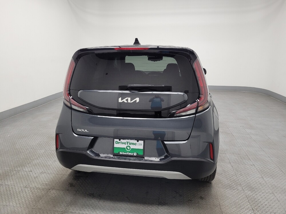 2024 Kia Soul in Las Vegas, NV 89102 - 18112016 7