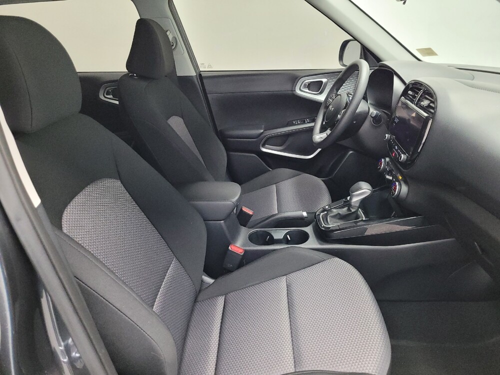 2024 Kia Soul in Las Vegas, NV 89102 - 18112016 21