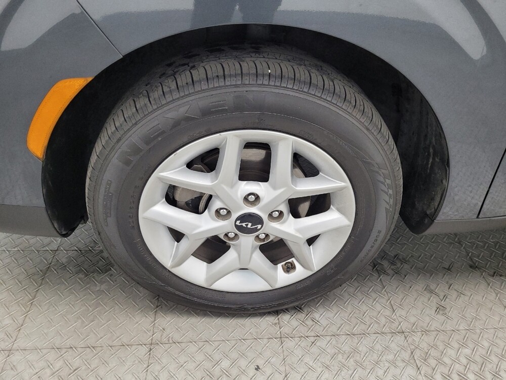 2024 Kia Soul in Las Vegas, NV 89102 - 18112016 31