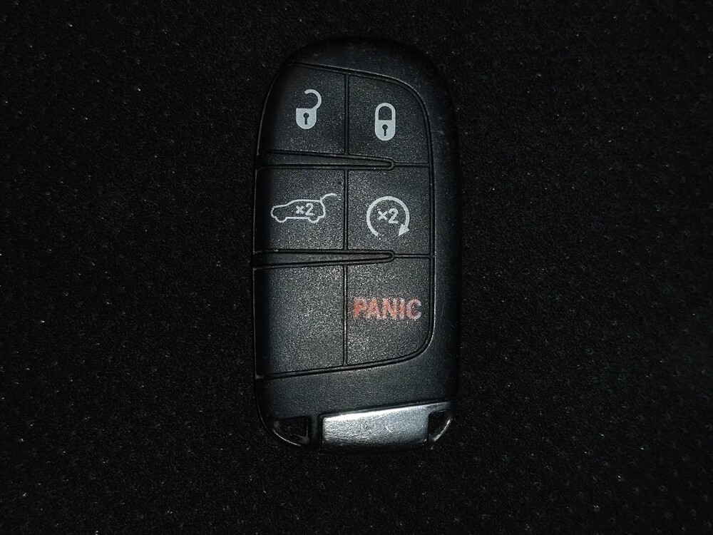 2017 Jeep Grand Cherokee in Hialeah, FL 33014 - 18112022 32