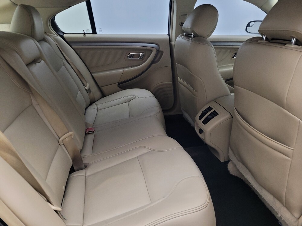 2015 Ford Taurus in Hialeah, FL 33014 - 18112023 19