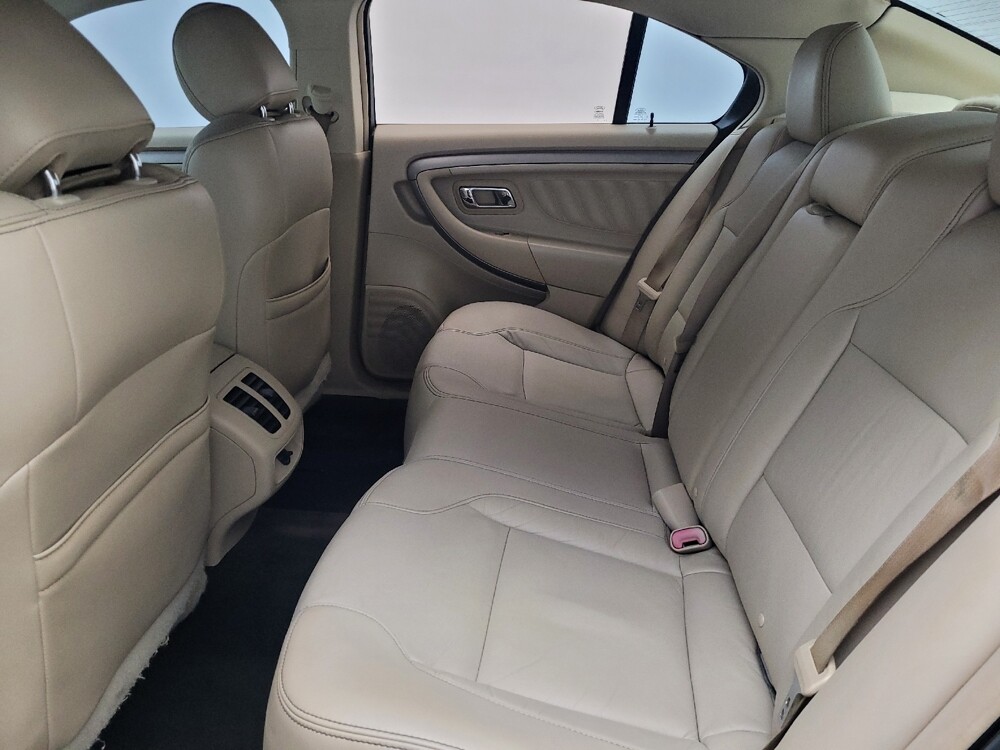 2015 Ford Taurus in Hialeah, FL 33014 - 18112023 18