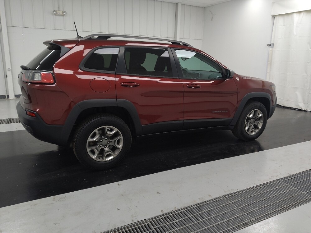 2019 Jeep Cherokee in St. Louis, MO 63125 - 18112025 10