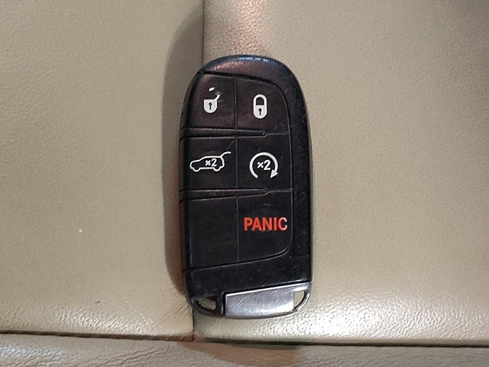 2018 Jeep Grand Cherokee in Winston-Salem, NC 27103 - 18112030 32