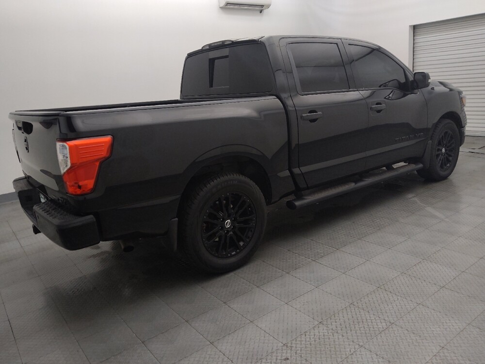 2018 Nissan Titan in Round Rock, TX 78664 - 18112038 10