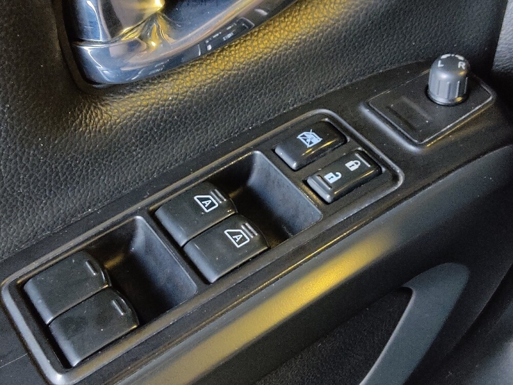 2018 Nissan Titan in Round Rock, TX 78664 - 18112038 27