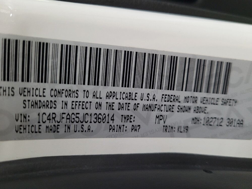 2018 Jeep Grand Cherokee in New Castle, DE 19720 - 18112052 33