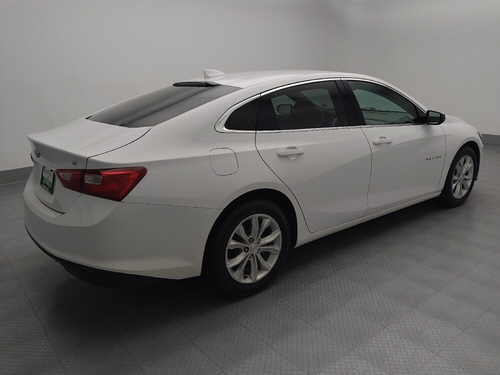 2023 Chevrolet Malibu in St. Louis, MO 63136 - 18112056 10