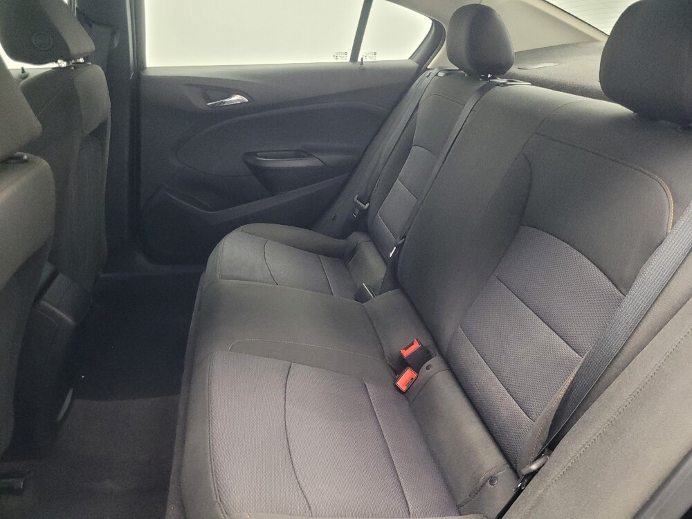 2018 Chevrolet Cruze in Ft Wayne, IN 46805 - 18112060 18