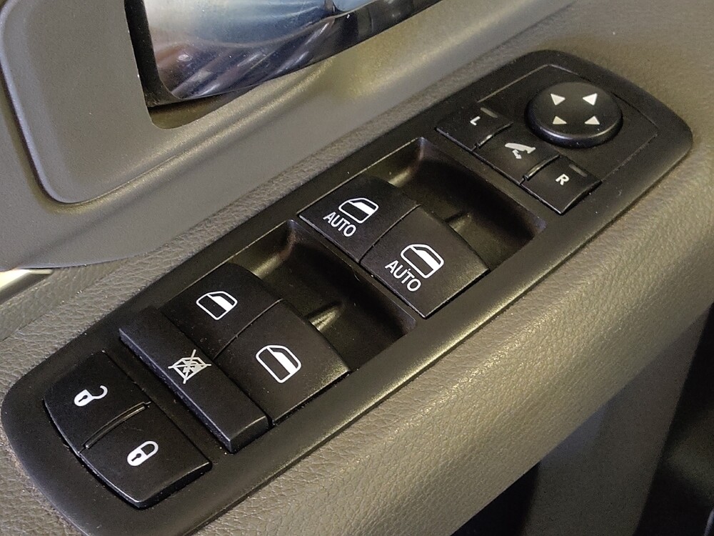 2019 RAM 1500 in San Antonio, TX 78238 - 18112062 27