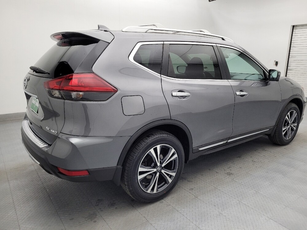 2018 Nissan Rogue in Raleigh, NC 27604 - 18112067 10
