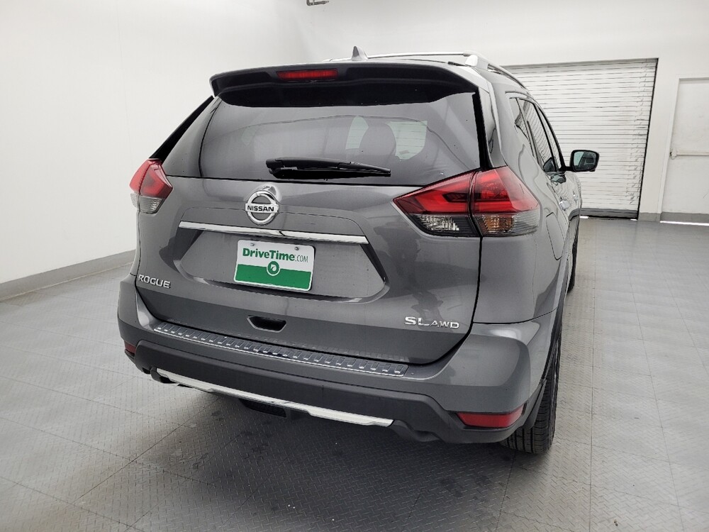 2018 Nissan Rogue in Raleigh, NC 27604 - 18112067 7