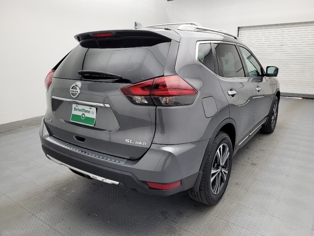 2018 Nissan Rogue in Raleigh, NC 27604 - 18112067 9