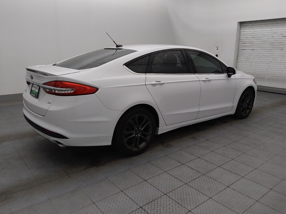 2018 Ford Fusion in Tampa, FL 33612 - 18112070 10